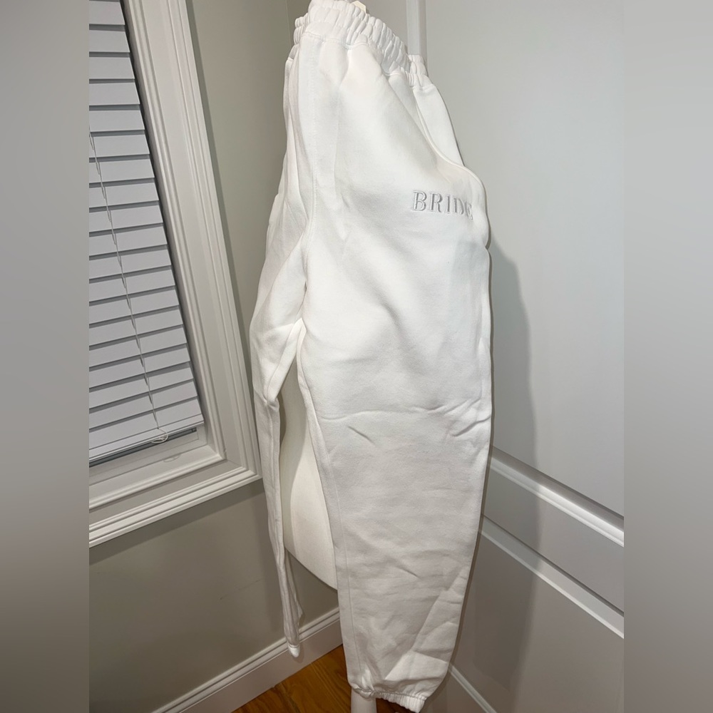 COPY - Six stories BRIDE sweatpants.
